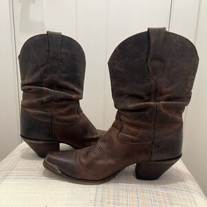 Durango Women’s Leather Boots Size 8.5 Brown Distressed Crush Pointed Toe